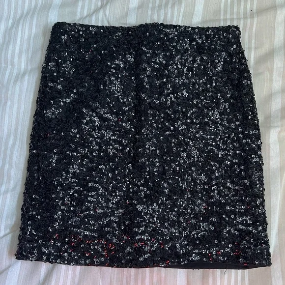 Divided by H&M All Black Sequin Skirt - Picture 4 of 4